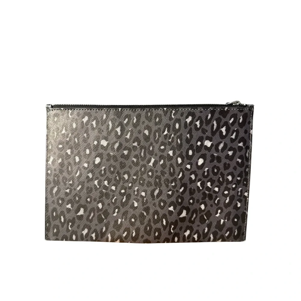 DKNY Leopard Print Wristlet Clutch Purse Bag Black Gray Zipper‎ Small Handbag